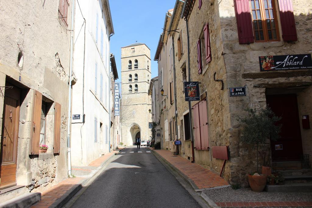 Chateau De Villeneuve - Montolieu Екстериор снимка